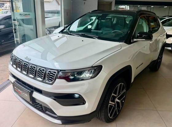 JEEP COMPASS 2.0 TD350 TURBO DIESEL LIMITED AT9 JEEP COMPASS 2.0 TD350 TURBO DIESEL LIMITED AT9